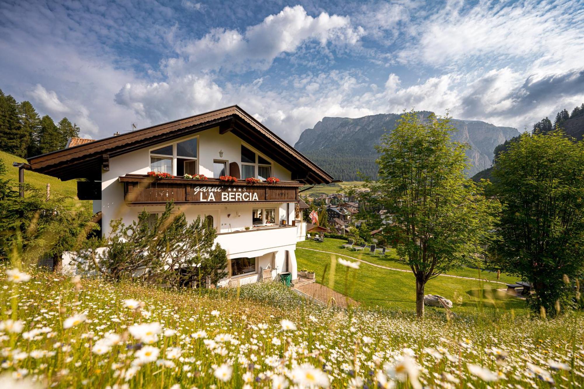 Garni La Bercia Hotel Selva di Val Gardena Exterior foto