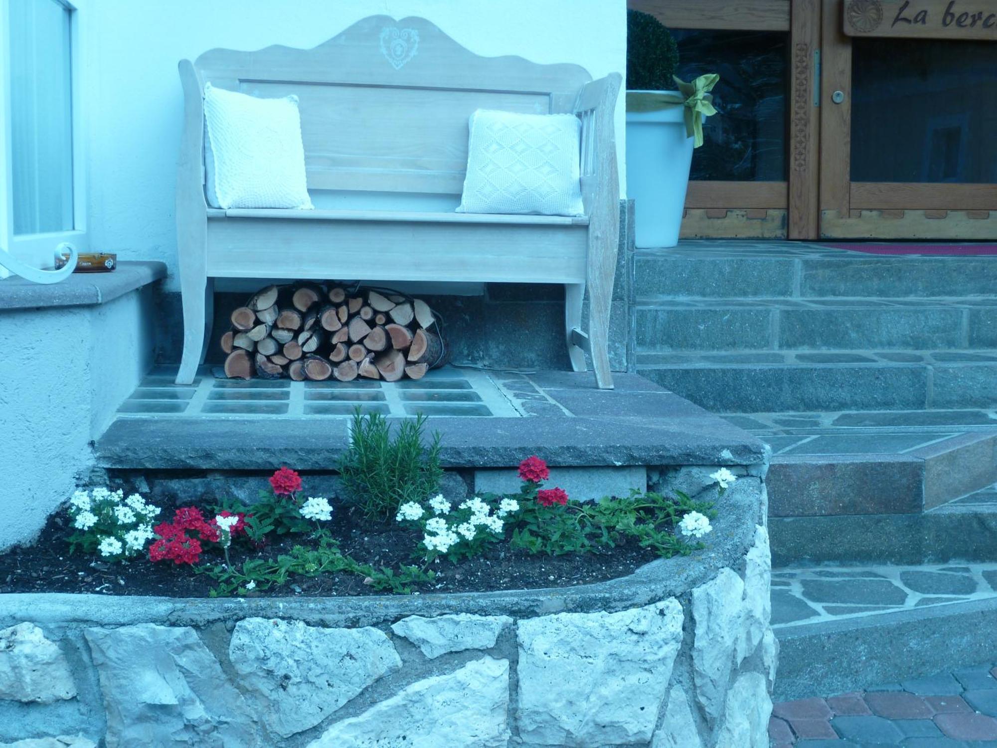 Garni La Bercia Hotel Selva di Val Gardena Exterior foto