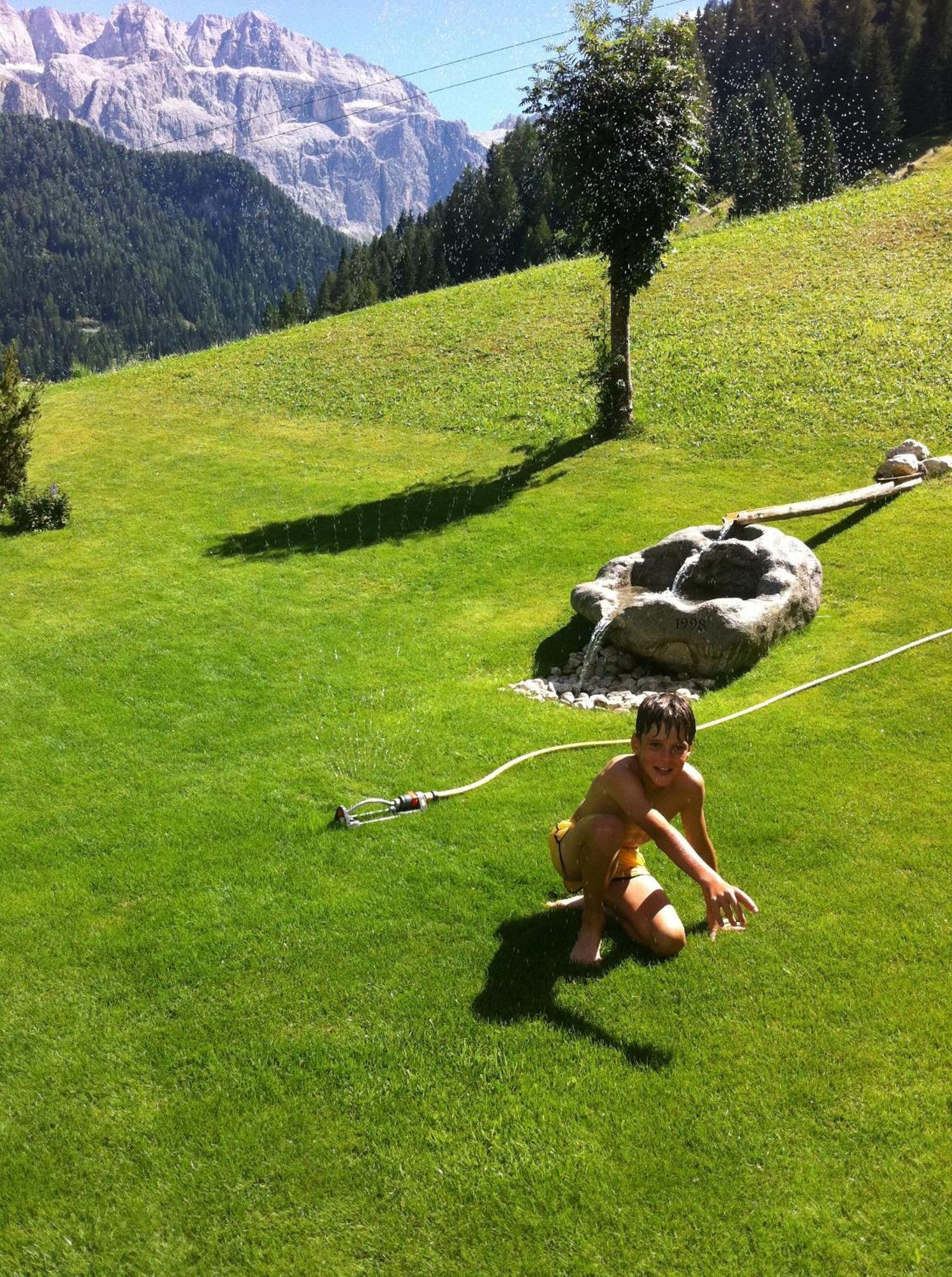 Garni La Bercia Hotel Selva di Val Gardena Exterior foto