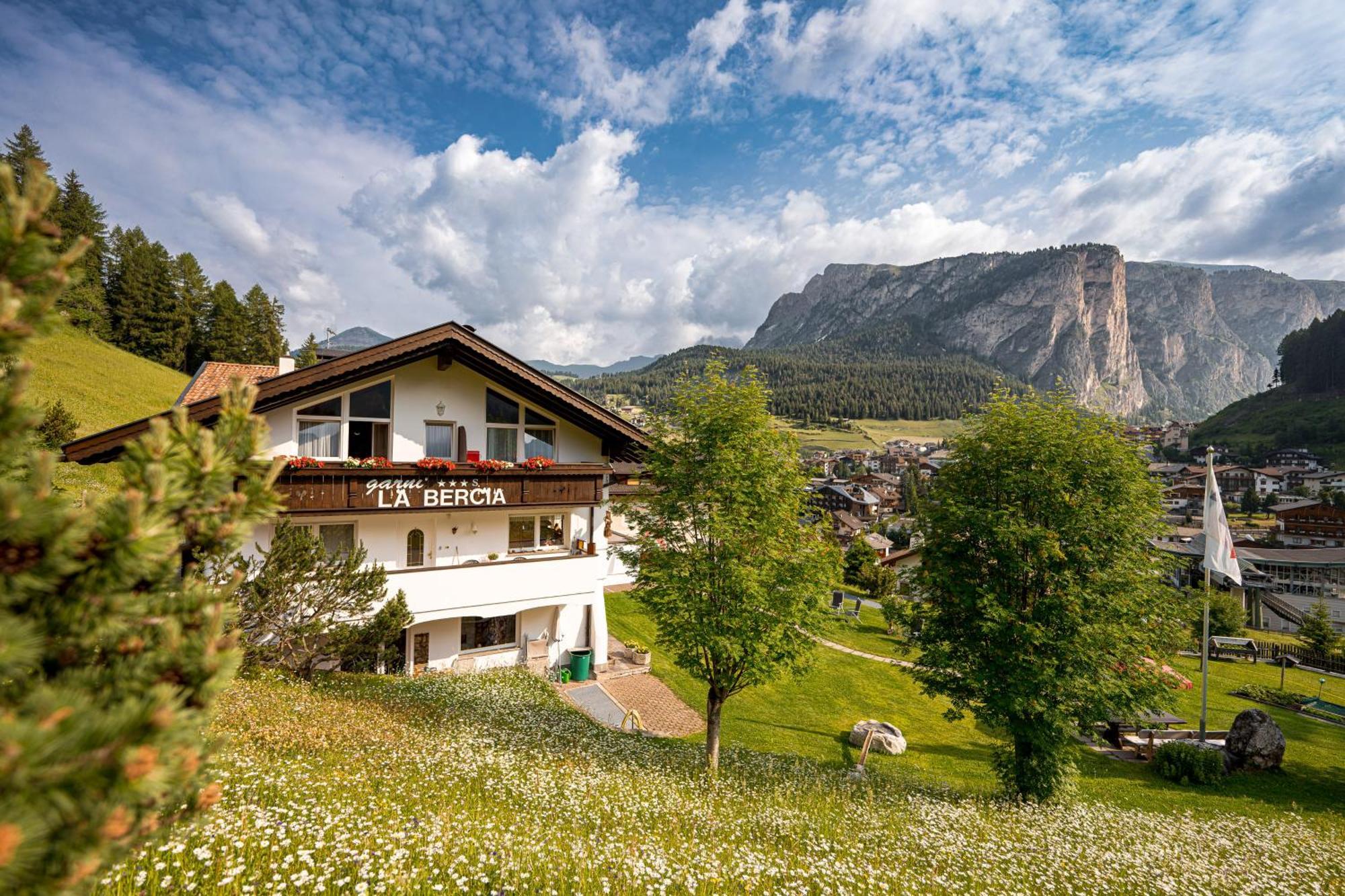 Garni La Bercia Hotel Selva di Val Gardena Exterior foto